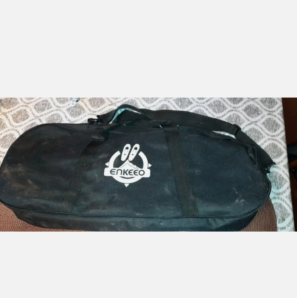 Enkeeo Snow Shoes. Never Used! 24.5”. With Bag
